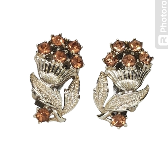 VINTAGE GOLDTONE & ORANGE AUSTRIAN CRYSTAL FLORAL BOUQUET CLIP ON EARRINGS - Picture 3 of 4